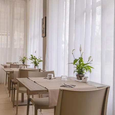 La Perla Hotel 3*