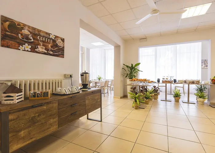 La Perla ホテル 3*